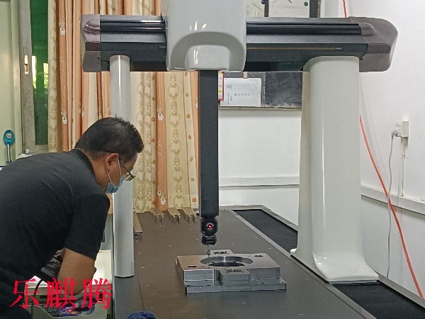 模具備料精銑拼銑CNC加工，適用汽車模具行業