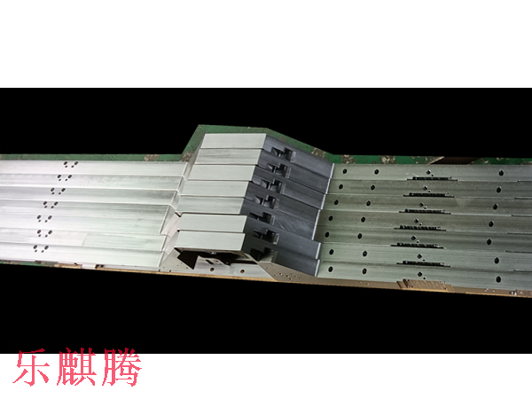 自動化機床導軌加工-樂麒騰