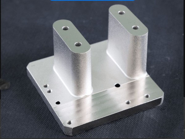 大型五金折彎模具汽車模具電腦鑼加工，來圖來樣定制