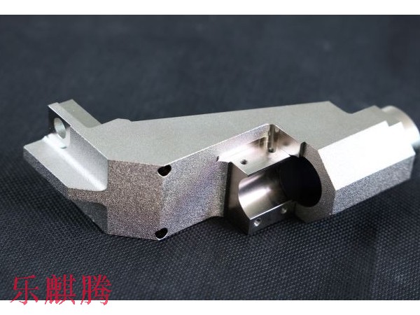 汽車配件CNC定制，汽車覆蓋件模具加工-樂麒騰